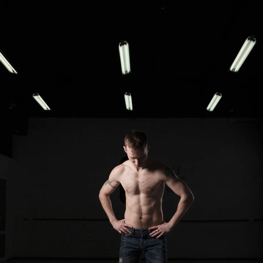 4 Man with Ectomorphs body type
